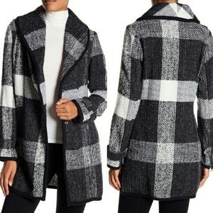 Guess Unlined Plaid Print Coat sz Large EUC Like New